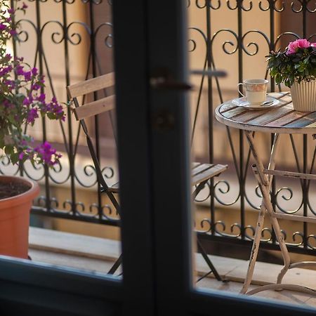 Operetta House Lägenhet Larnaca Exteriör bild