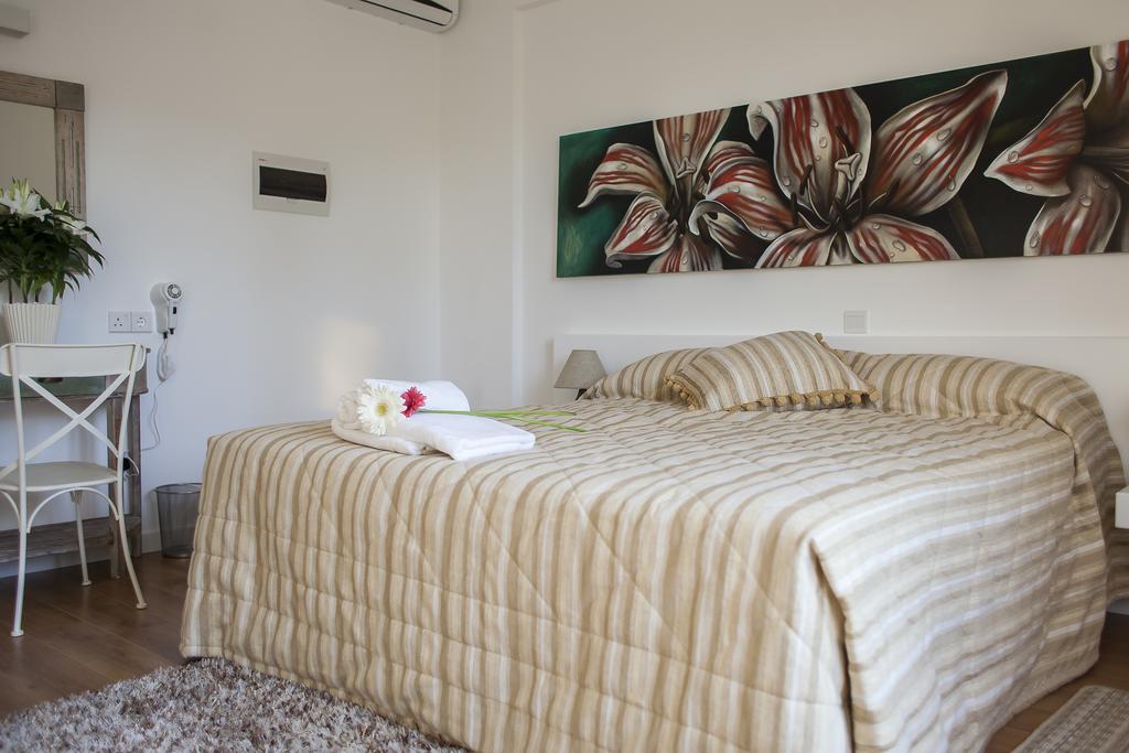 Operetta House Lägenhet Larnaca Exteriör bild