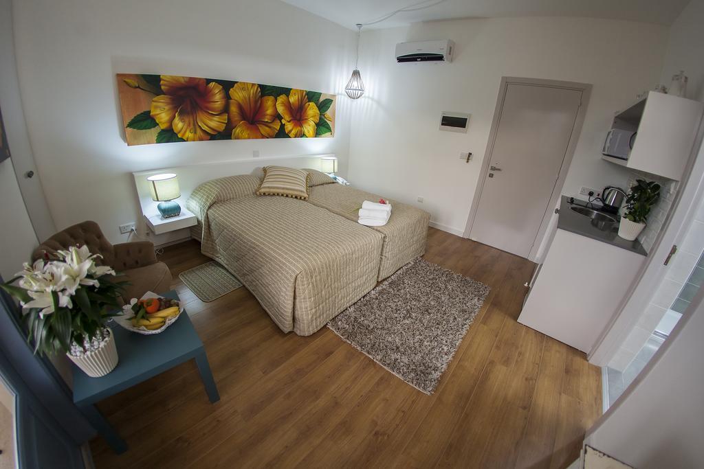 Operetta House Lägenhet Larnaca Exteriör bild