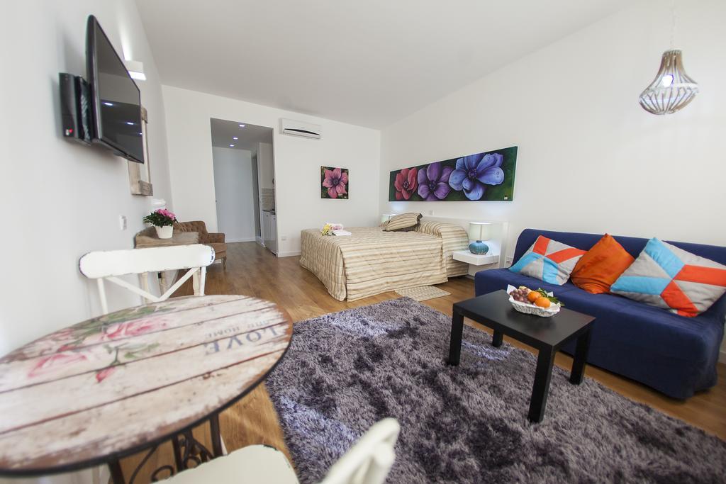 Operetta House Lägenhet Larnaca Exteriör bild